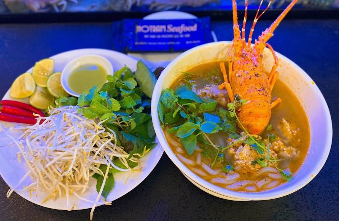 ăn gì ở hồ tràm