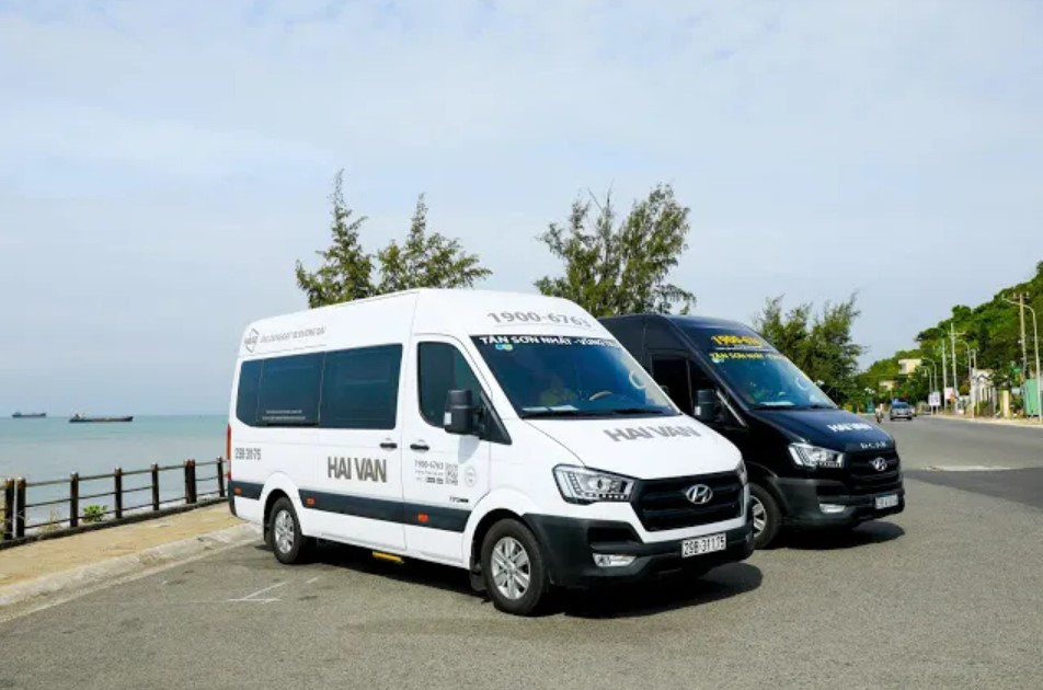 Nhà xe limousine Hải Vân