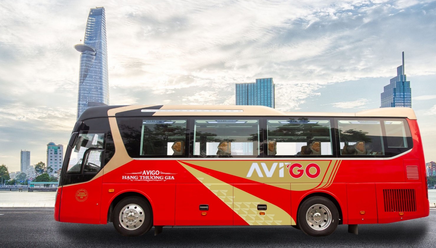 Xe limousine AVIGO