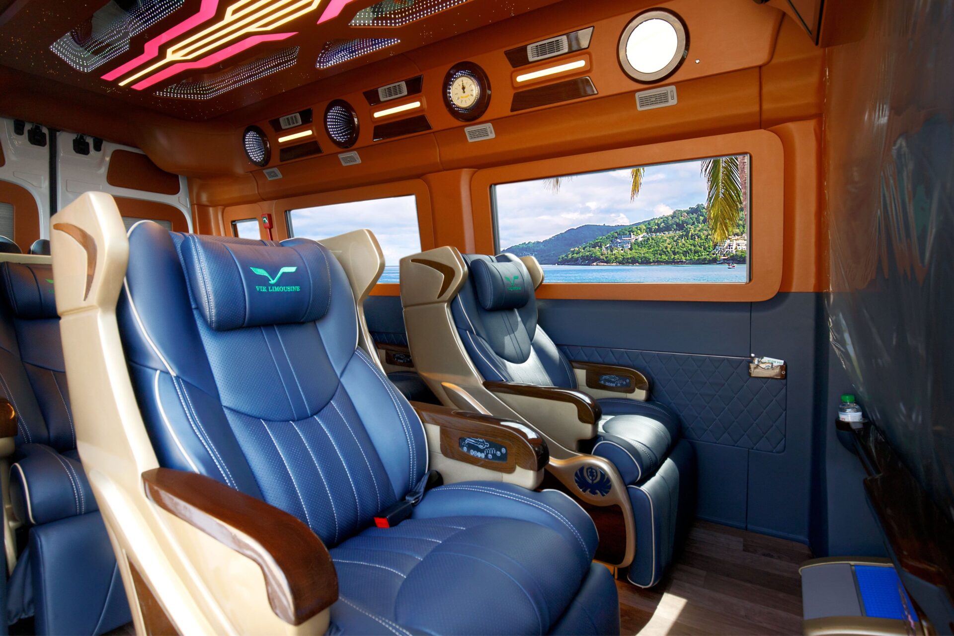 xe limousine 9 chỗ đi vũng tàu