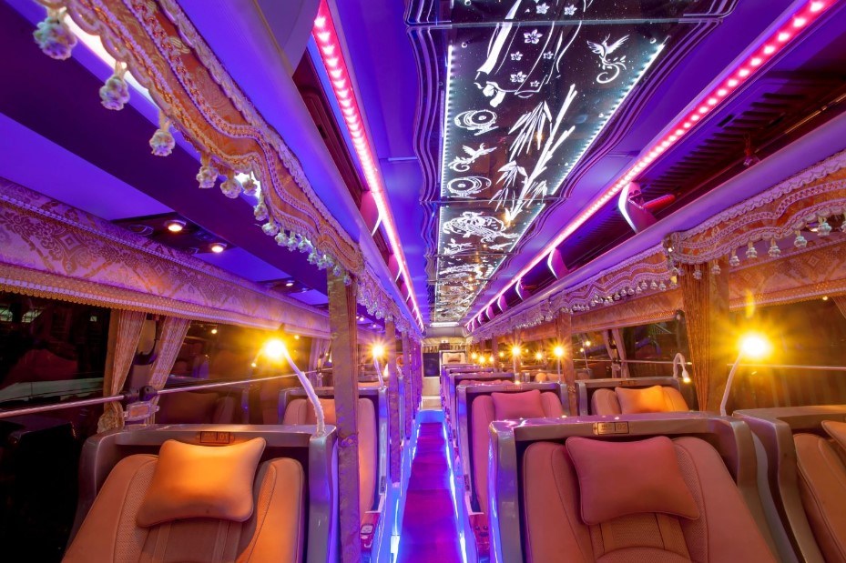 thuê xe Limousine 28 chỗ