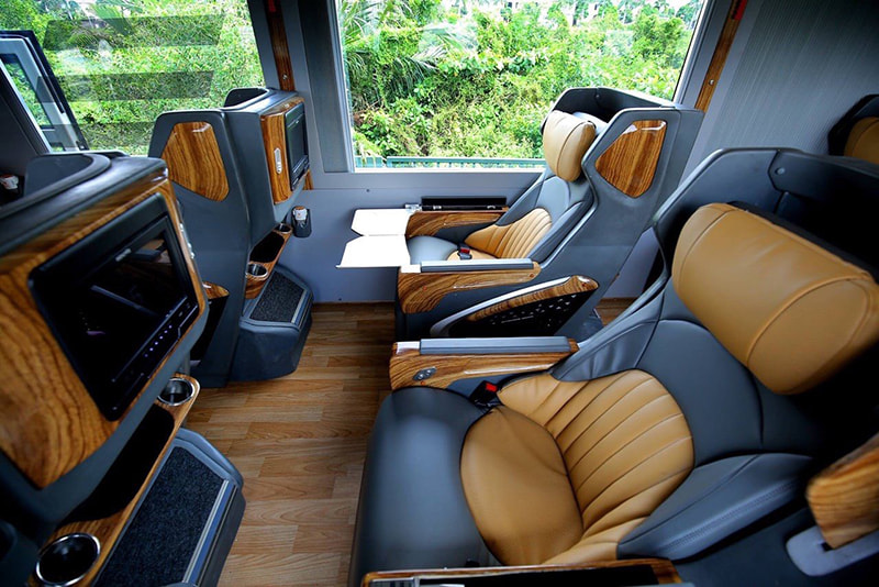 Xe limousine của nhà xe 3S có màu sắc đẹp, thiết kế năng động, hiện đại