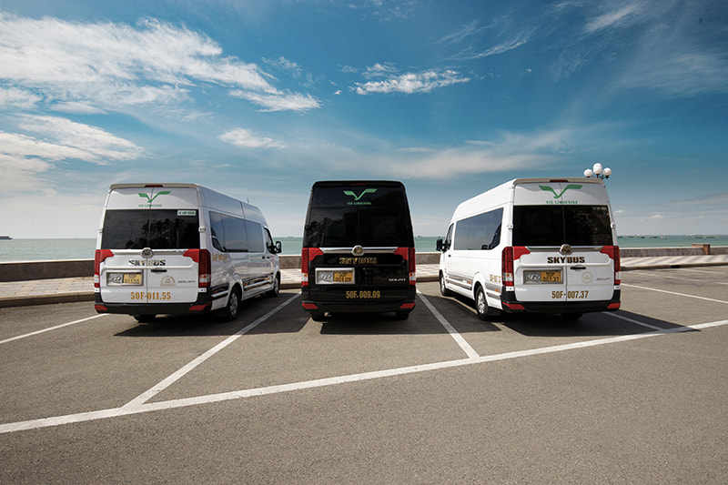 Xe limousine của Vie Limo luôn được kiểm tra thường xuyên để đảm bảo trải nghiệm an toàn, xuyên suốt cho khách hàng