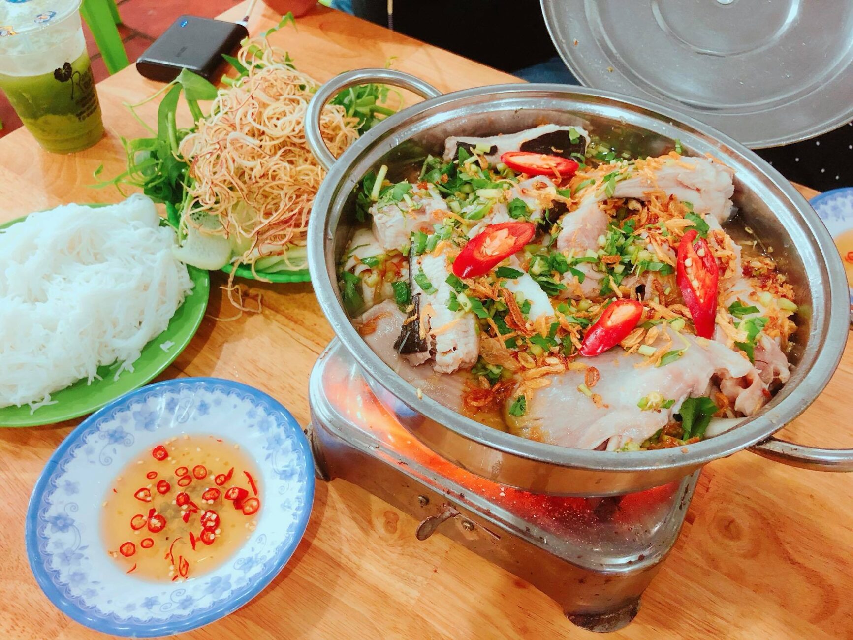 Lẩu cá đuối Vũng Tàu