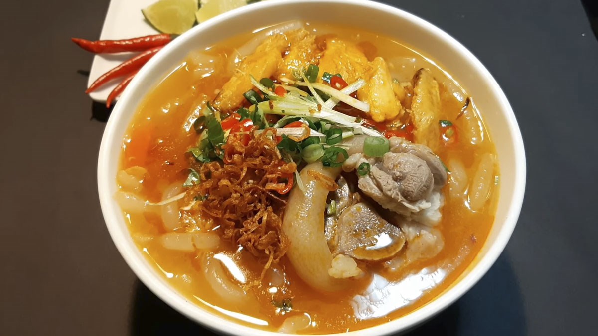 Bánh canh tại Long Hải