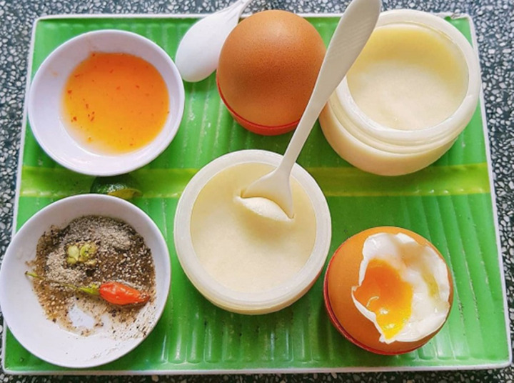 yaourt + trứng lòng đào cô Tiên