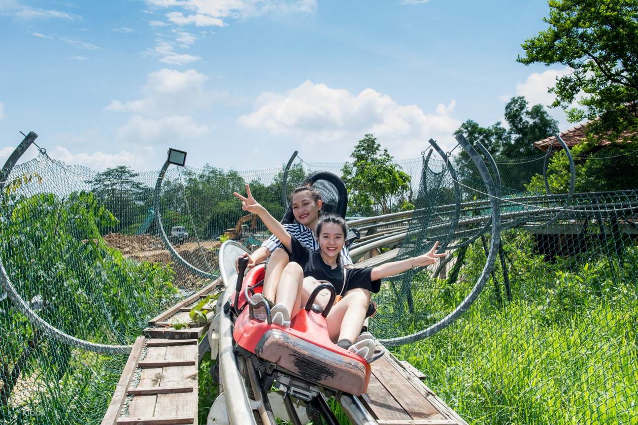 Hồ Mây Park