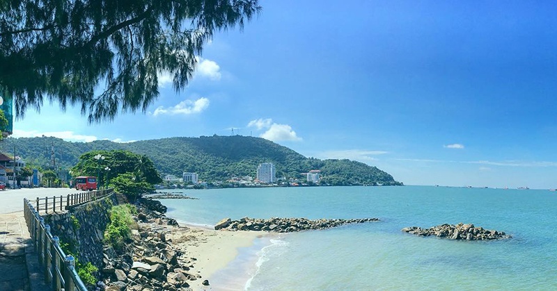 Với khí hậu ôn hòa, Vũng Tàu là điểm đến du lịch mà bạn có thể lựa chọn vào bất kỳ thời điểm nào trong năm