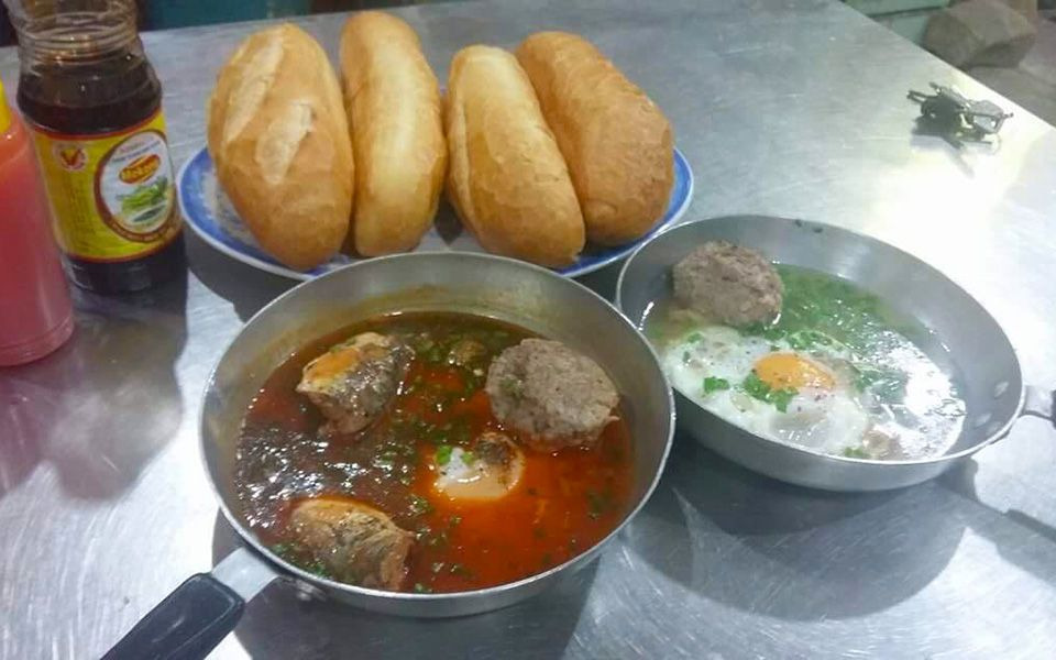 Bánh mì chảo xíu mại An Vũng Tàu mang hương vị thơm ngon rất riêng và bình dân