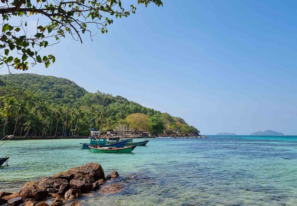 vie-limo-travel-tour-dao-nam-du-2-ngay-2-dem