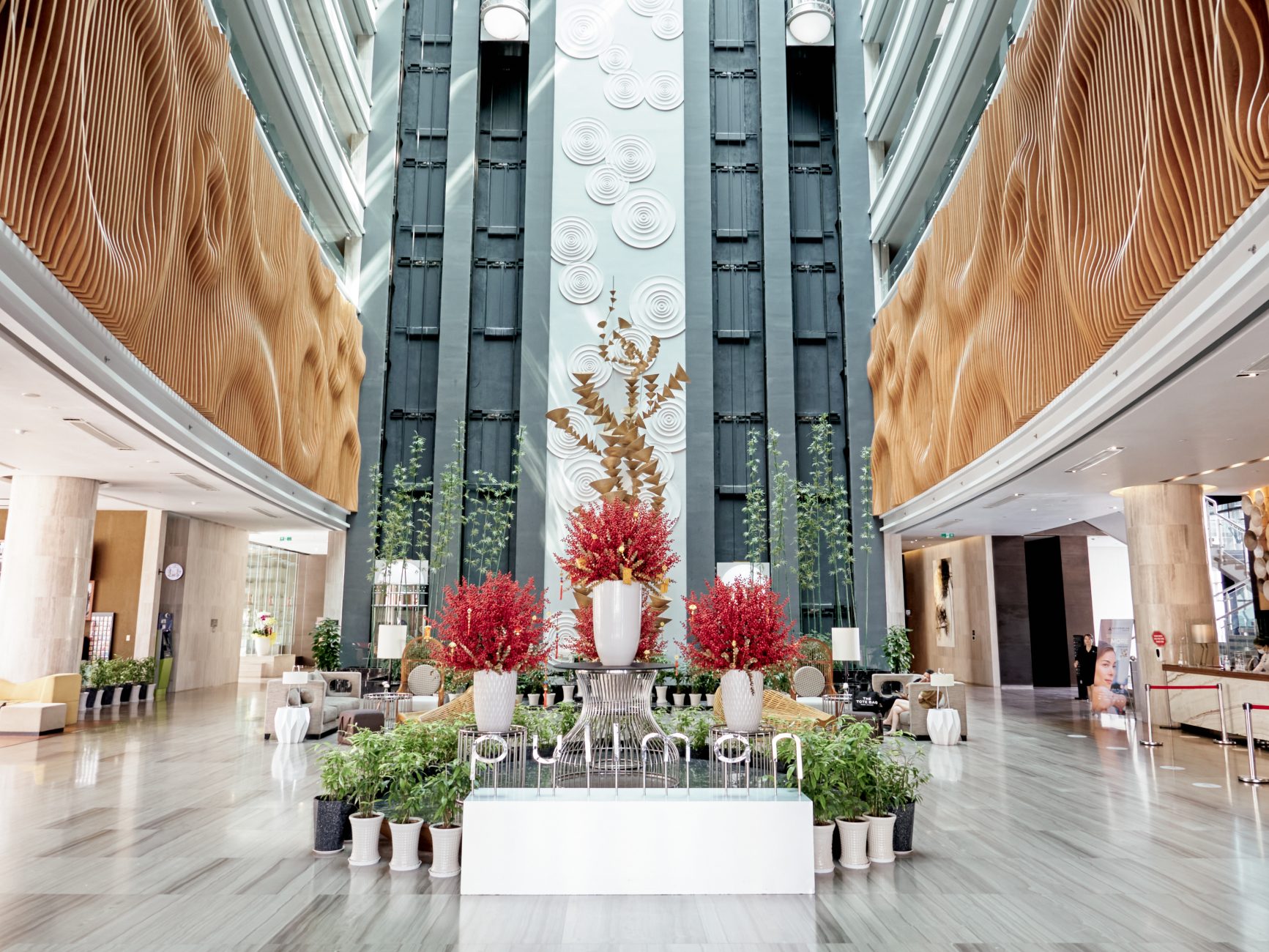 Khách sạn Pullman – 5 sao