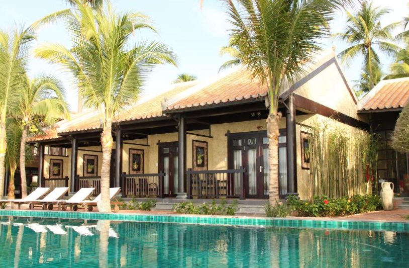 Lotus Village Resort Mũi Né