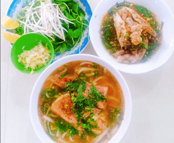 Bánh canh Cá Lóc O Lan