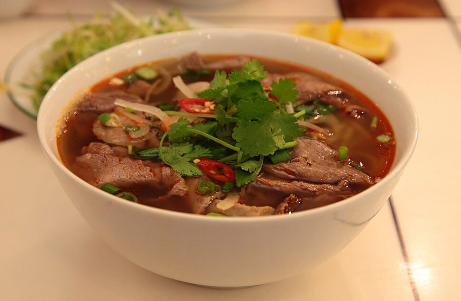 Bún Bò Huế Hương Giang
