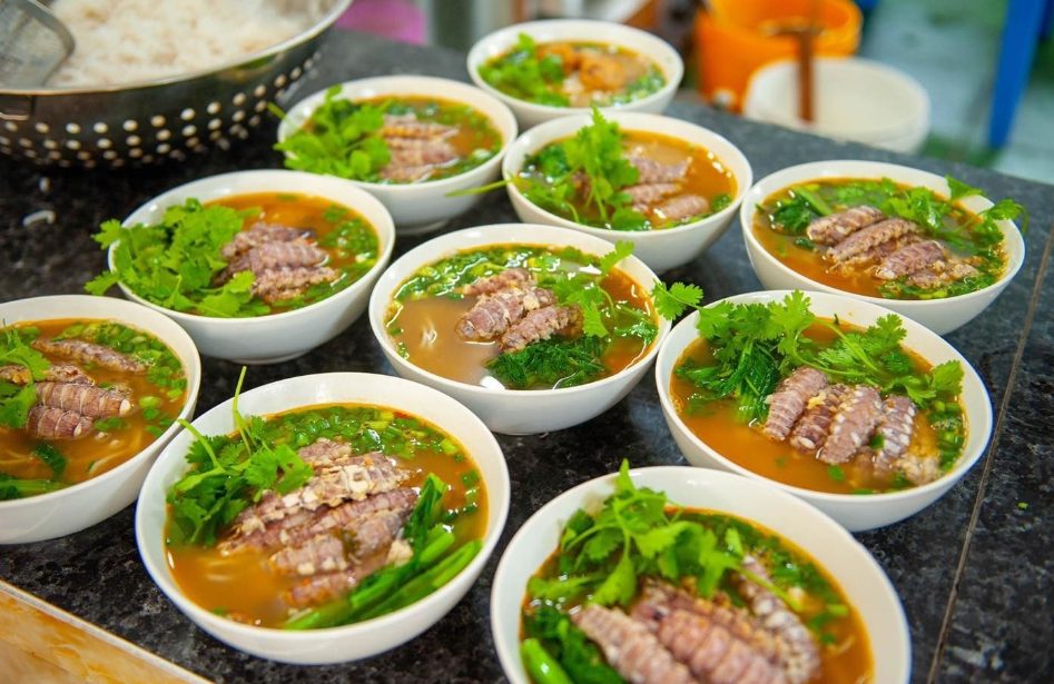Bún hải sản bề bề - Lộc Dương Quán