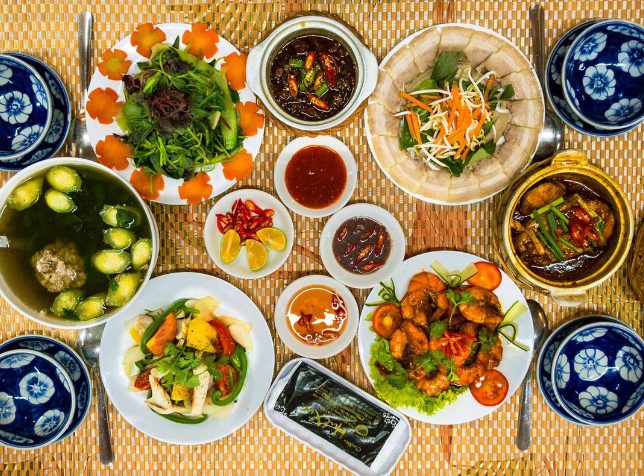 cơm niêu Vũng Tàu