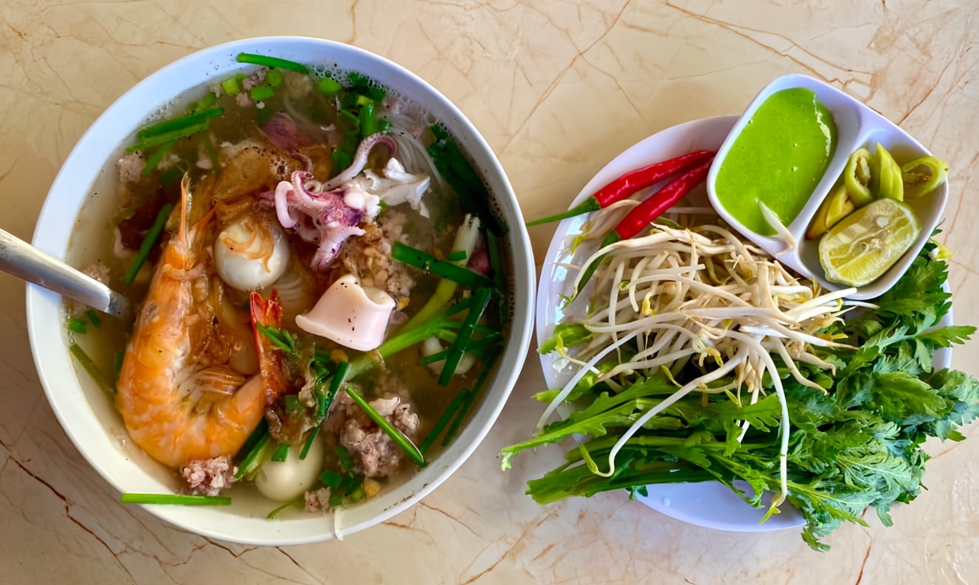 Hủ tiếu Minh Hiền