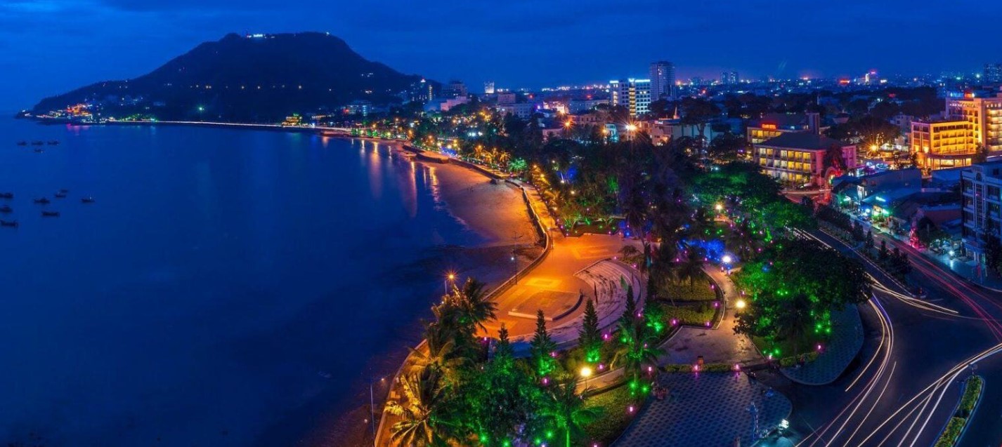 Dạo biển Vũng Tàu về đêm