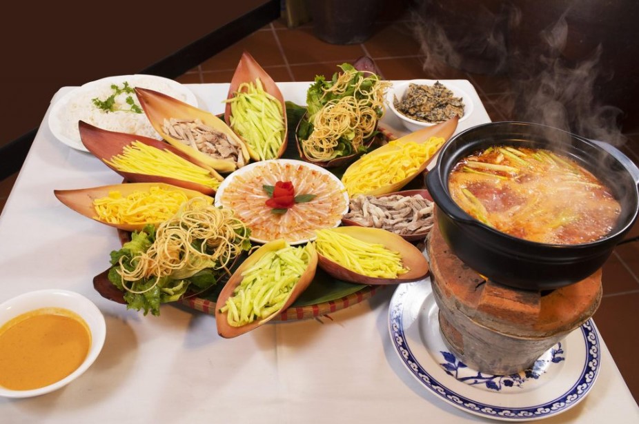 Cách ăn lẩu thả Mũi Né
