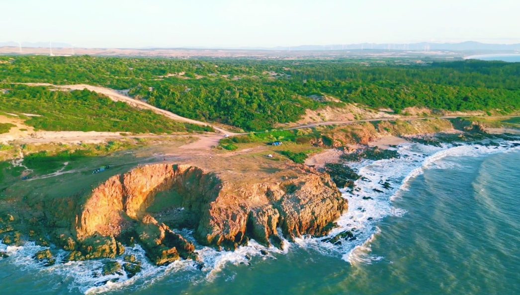 Bãi biển Mũi Yến