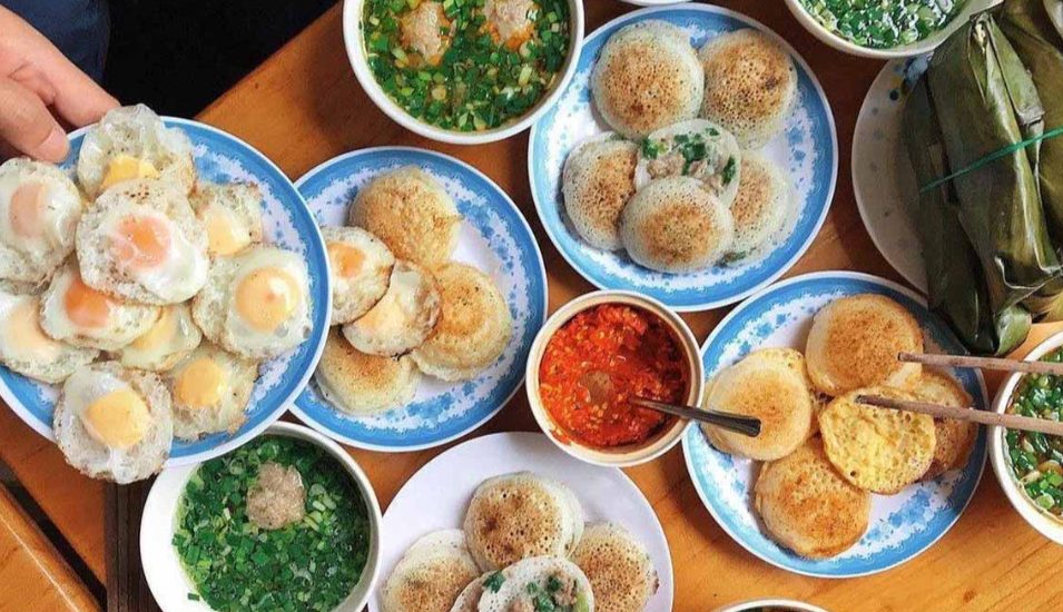 Thưởng thức ẩm thực địa phương ngon quên lối
