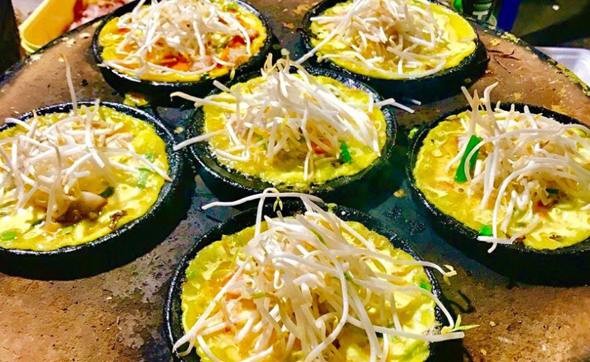 Thưởng thức ẩm thực địa phương ngon quên lối
