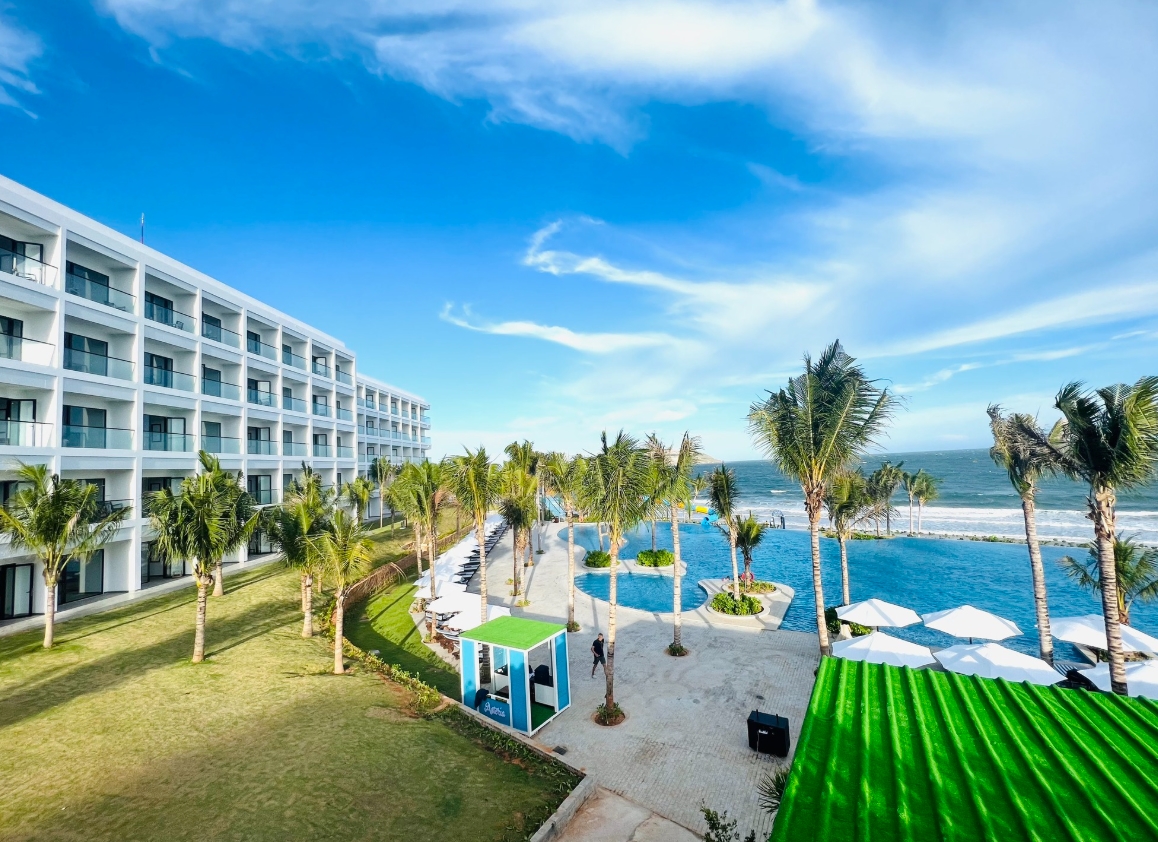 Combo trọn gói 2N1Đ Asteria Resort 5* Mũi Né + Khứ hồi Limousine ghế Boeing mát - xa - Chỉ từ 1.750K/Người