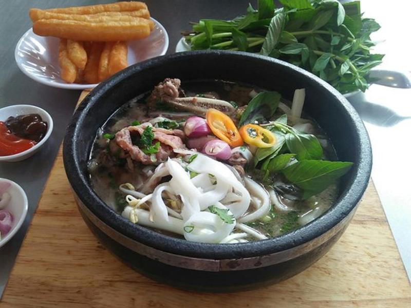 Phở thố đá Sơn Lâm