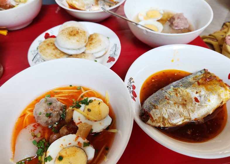 Quán bánh căn Cao Thắng ngon