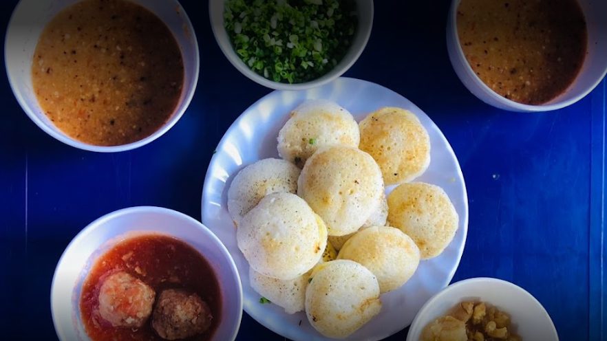 Quán bánh căn xíu mại Hàm Tiến