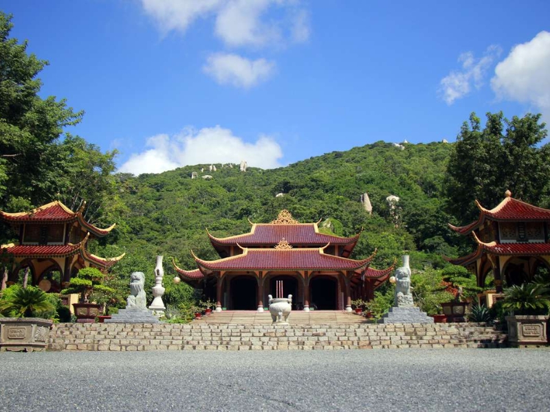 Thiền Viện Trúc Lâm Chân Nguyên