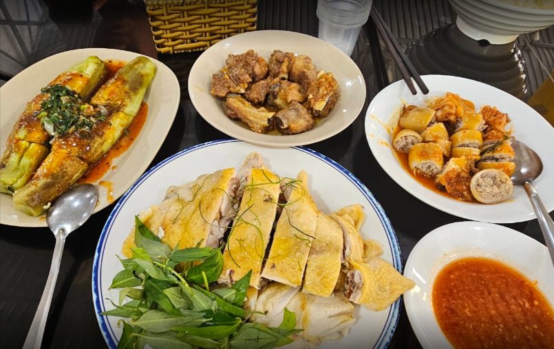 Cơm gà Hạnh Hương - Cơm gà Phan Thiết ngon
