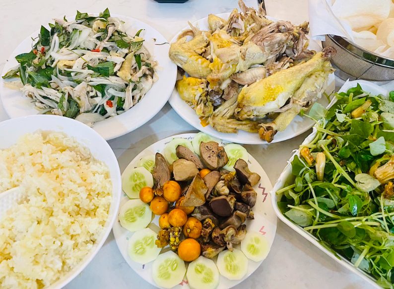 Cơm gà Hạnh Hương - Cơm gà Phan Thiết ngon