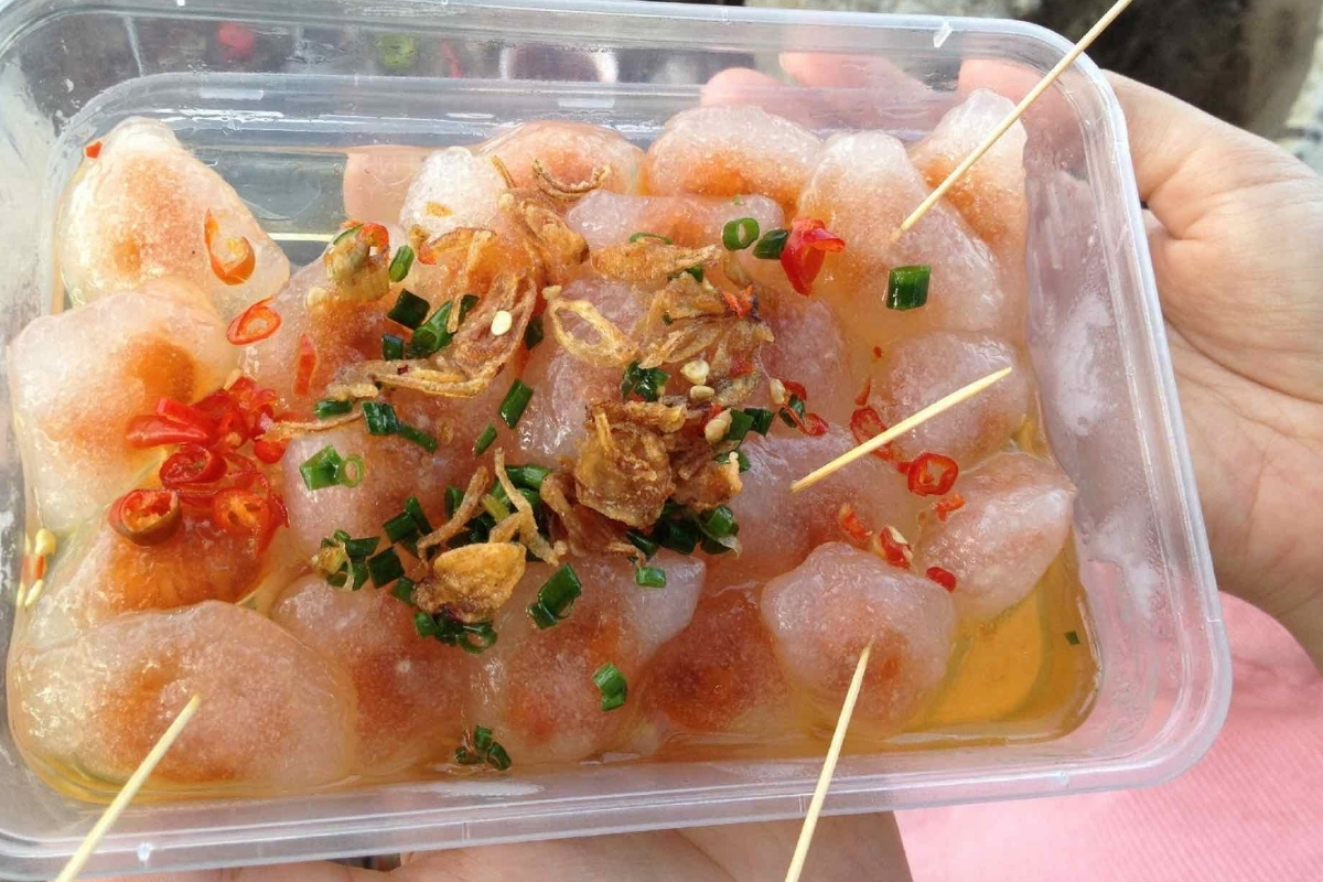 Bánh bột lọc Phan Thiết - Hương vị đậm đà tại Đồi Cát Mũi Né