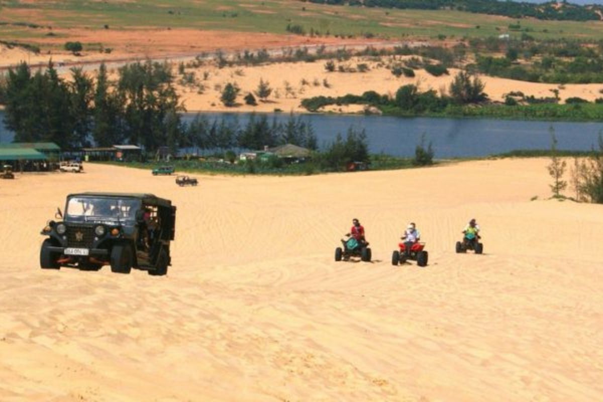 Trải nghiệm xe jeep tốc độ cao