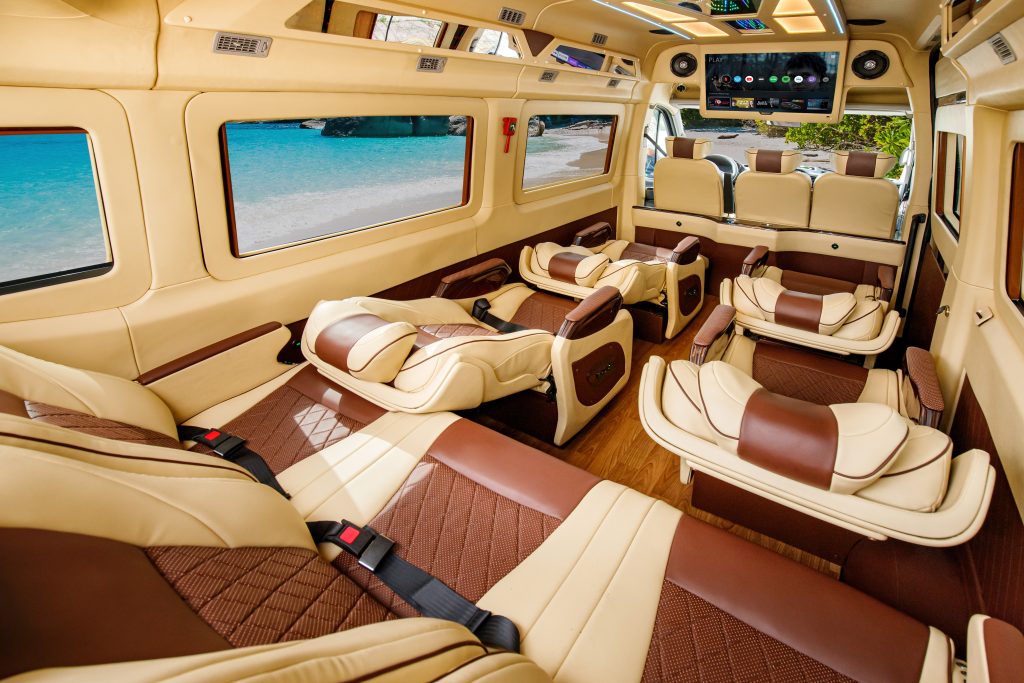 Thuê xe Limousine