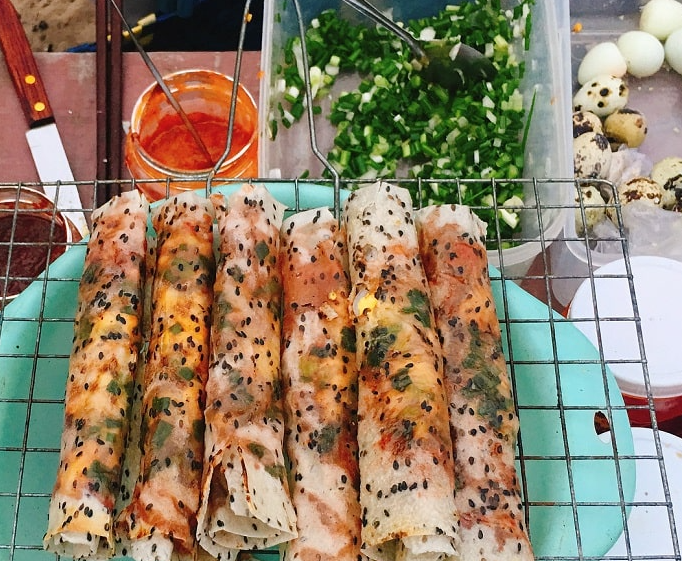 Bánh tráng mắm ruốc