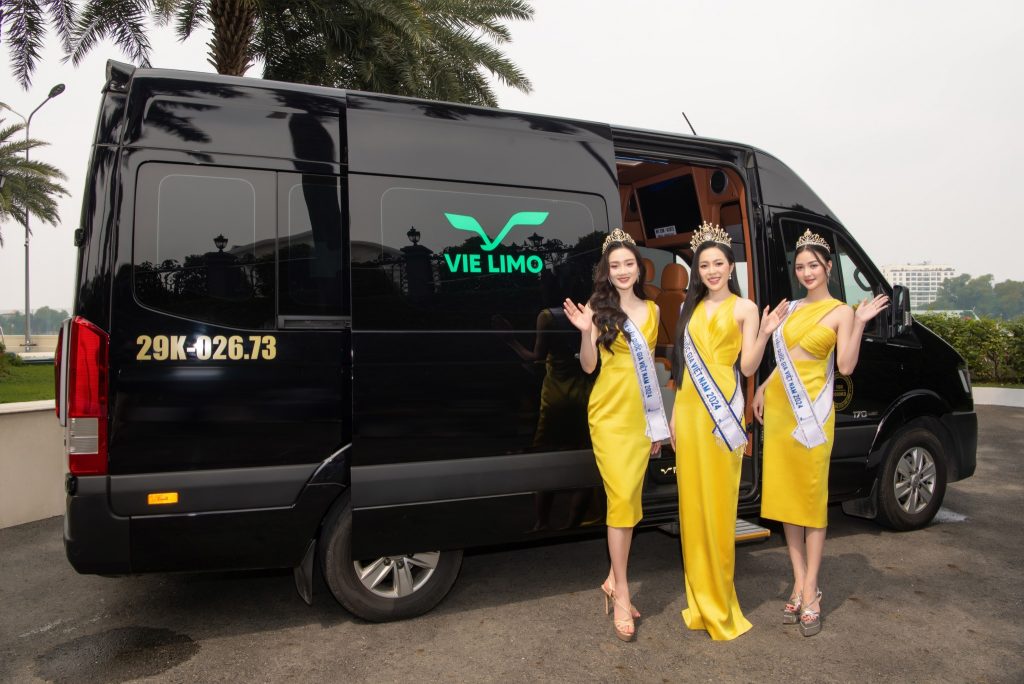Vie limo có dịch vụ đón tận nơi tại nhà chỉ từ 03 khách